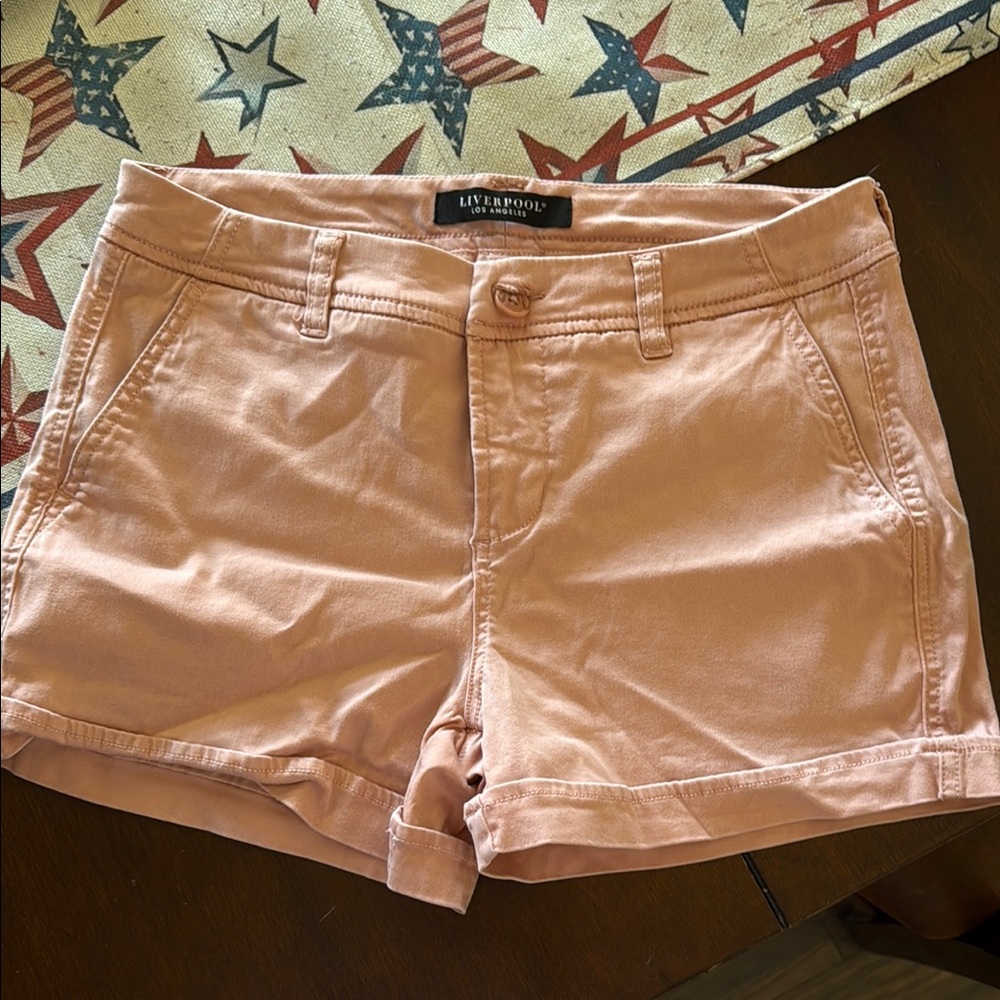 Liverpool Women's High Waist Salmon Shorts